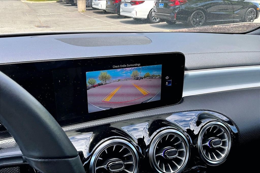 Used 2023 Mercedes-Benz CLA 250 image 11