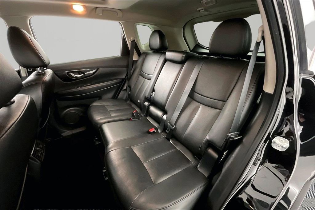 Used 2020 Nissan Rogue SL w/ Premium Package image 20