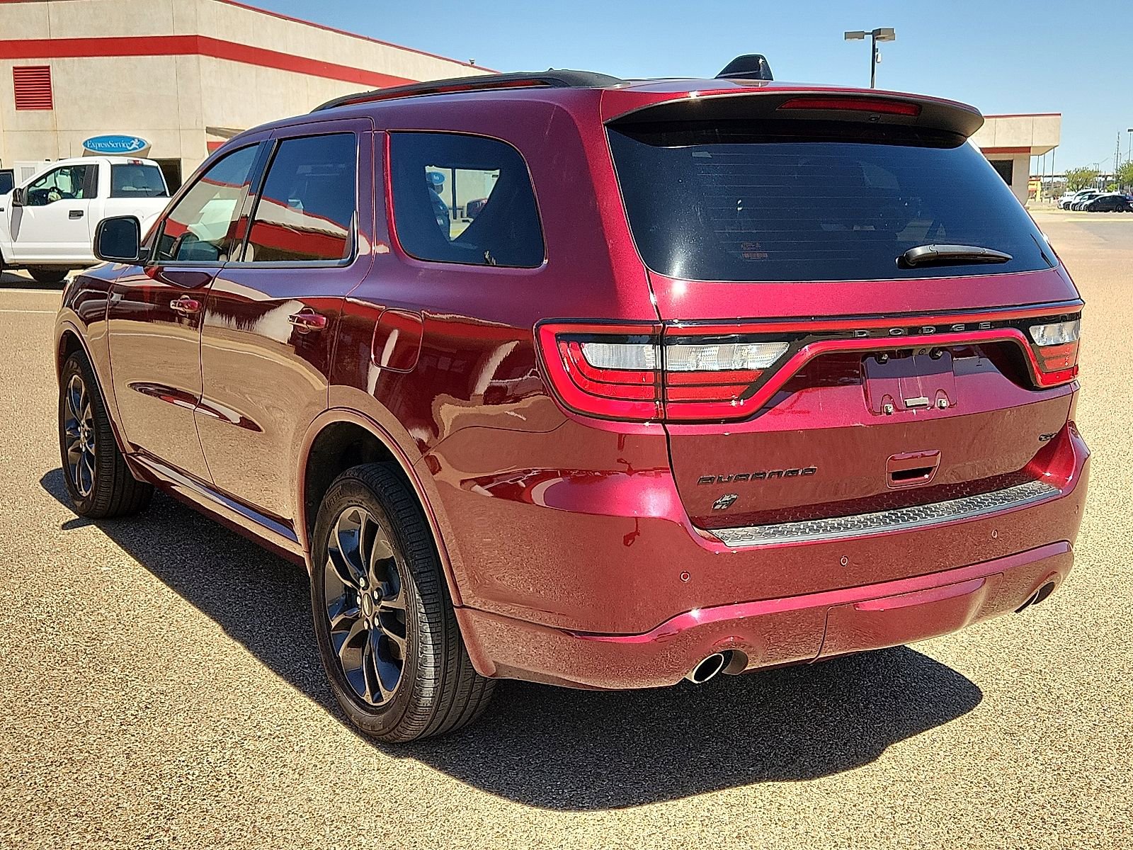Used 2025 Dodge Durango GT image 3