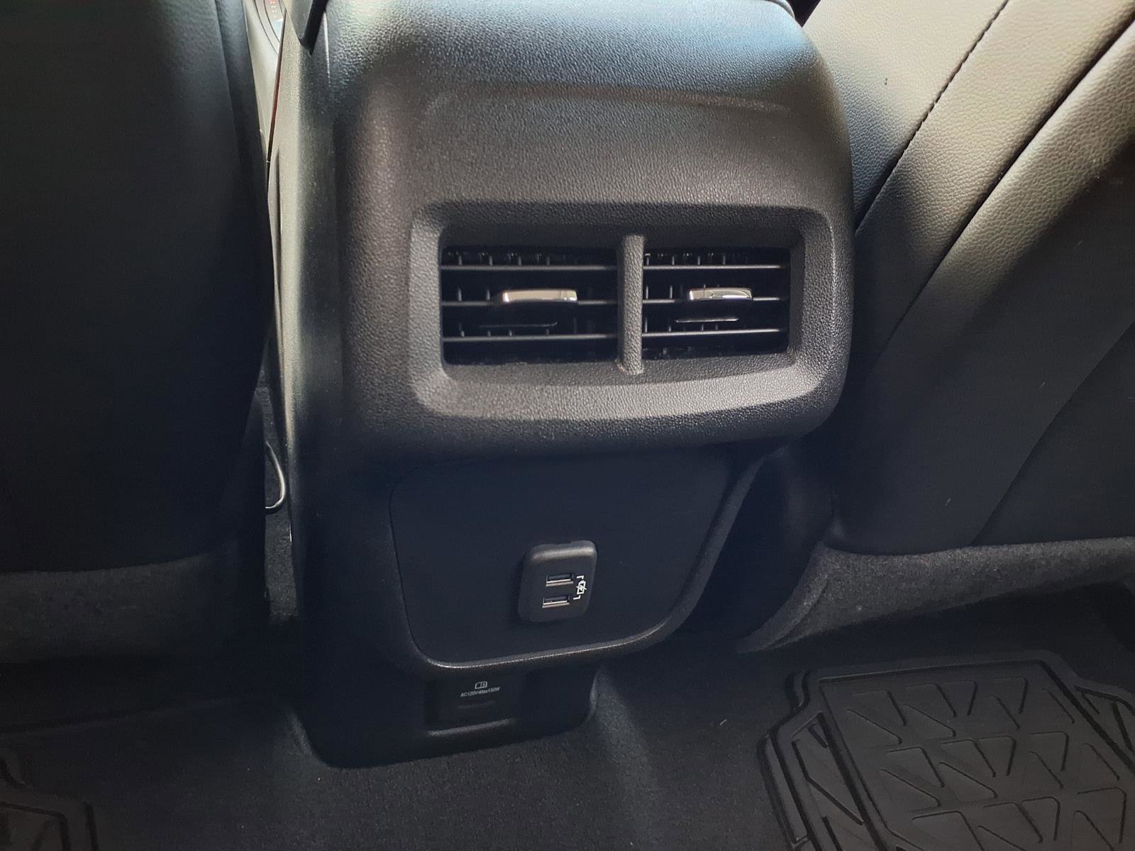 Used 2020 Chevrolet Equinox LT w/ Sport Edition image 24