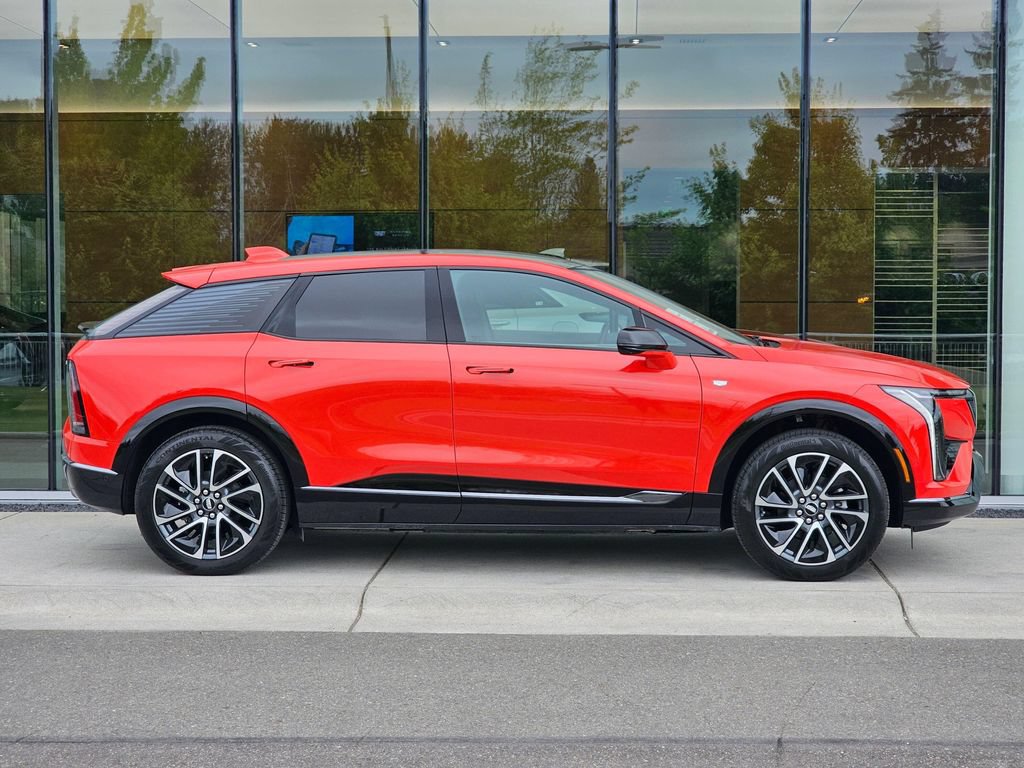 New 2026 Cadillac Optiq Sport 1 AWD/4WD image 6