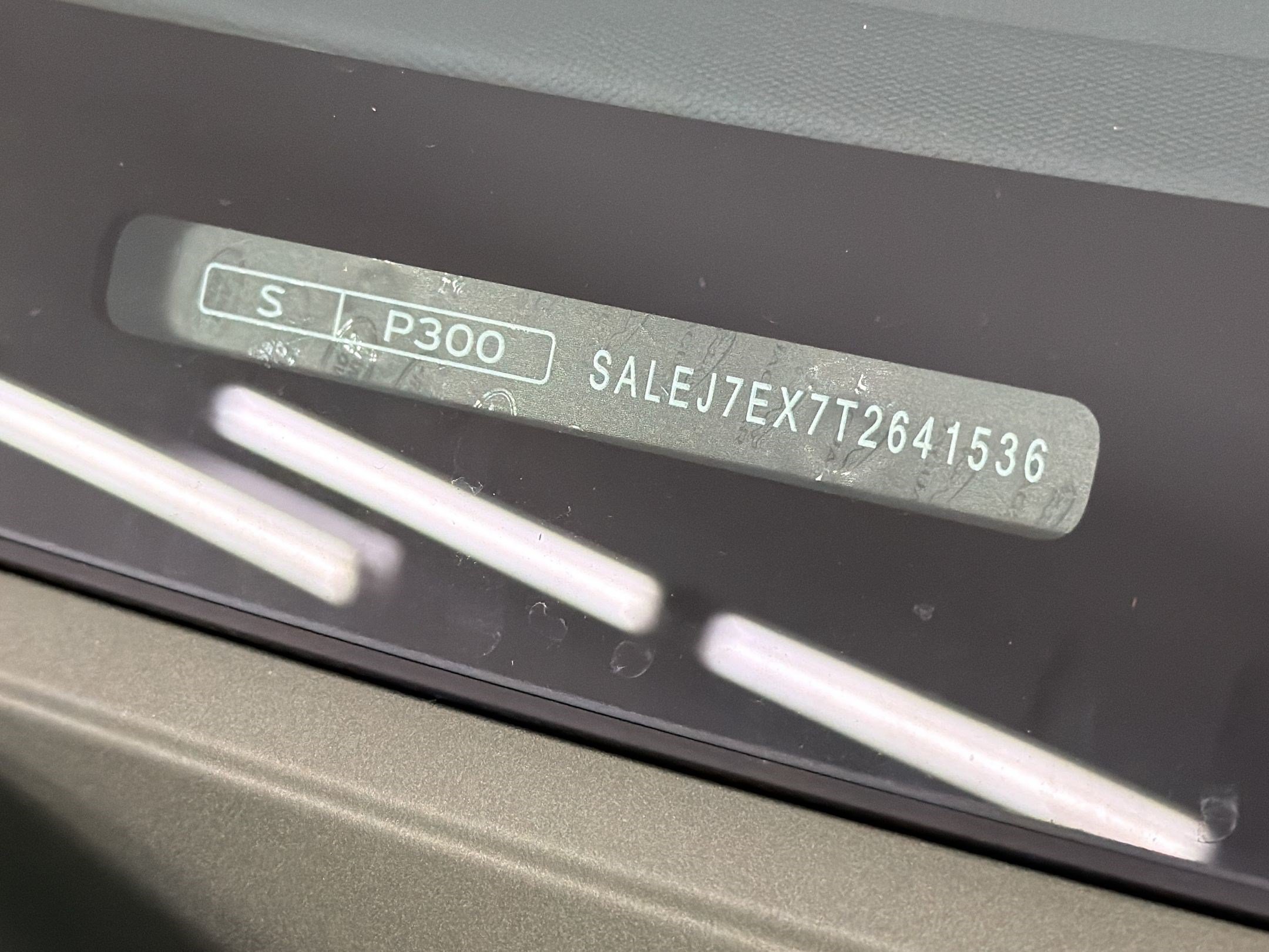 New 2026 Land Rover Defender 110 S AWD/4WD image 30