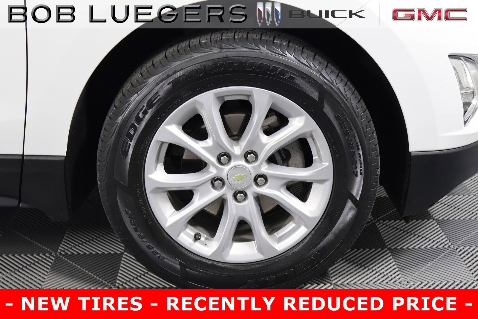Certified 2019 Chevrolet Equinox LT FWD image 3
