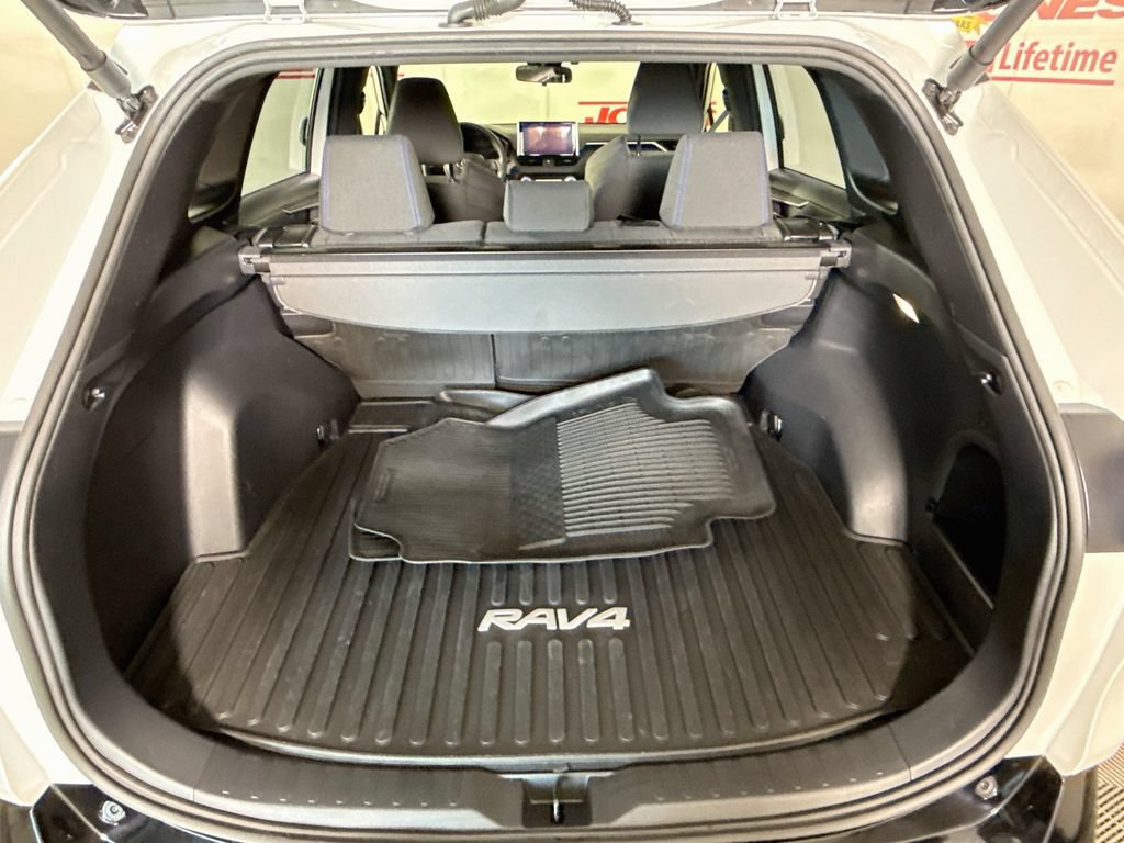 Certified 2025 Toyota RAV4 SE w/ Convenience Package AWD/4WD image 30
