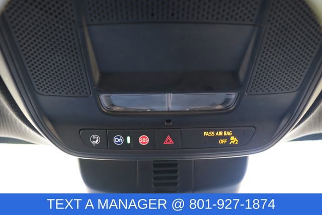 Used 2025 Chevrolet Traverse LT image 28