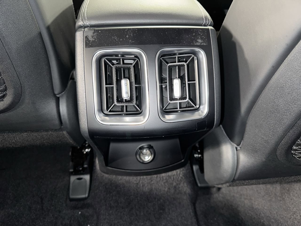 New 2026 Kia Sorento S image 27