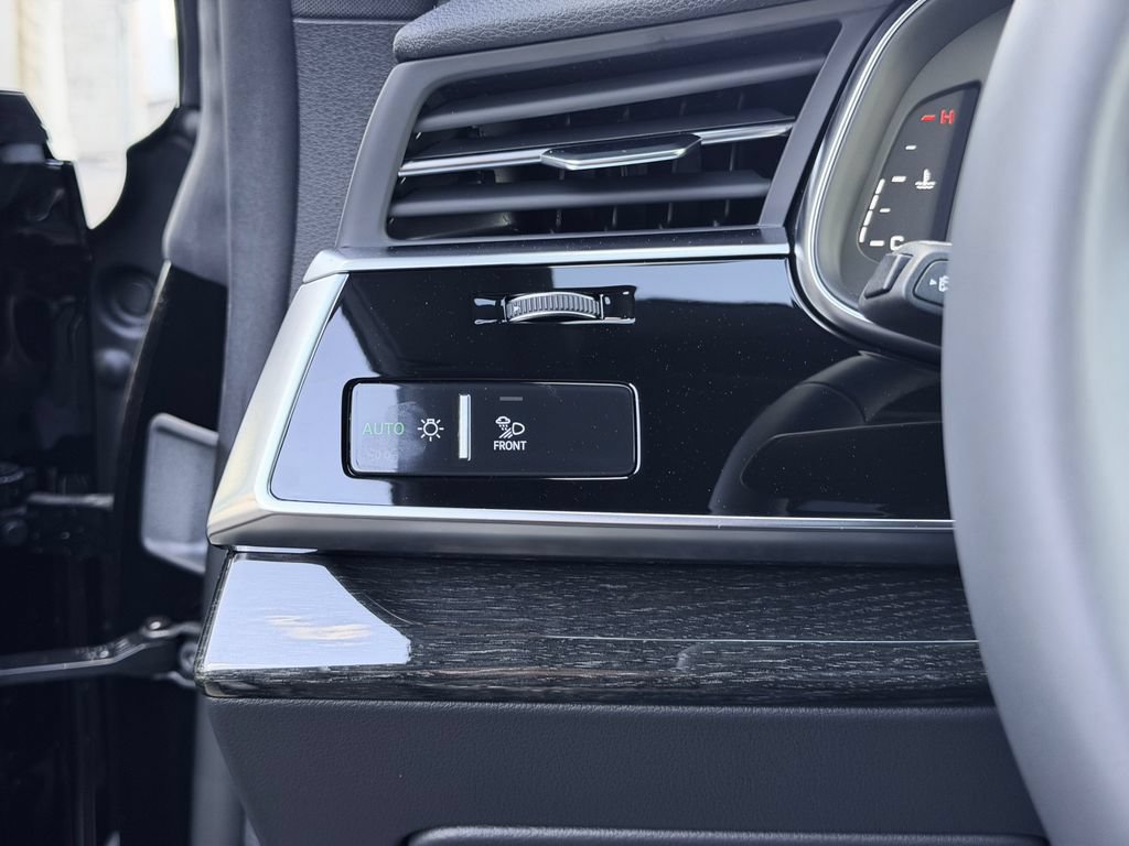 New 2026 Audi Q8 Prestige AWD/4WD image 21