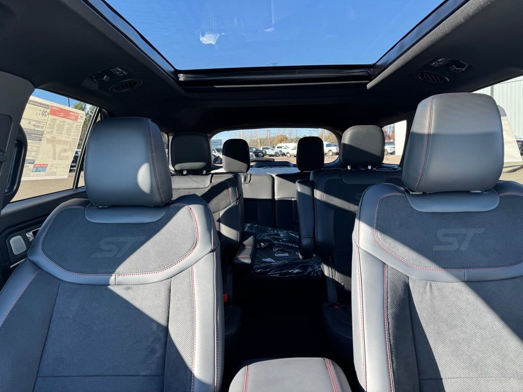 New 2026 Ford Explorer ST w/ Sun And Sound Package image 22