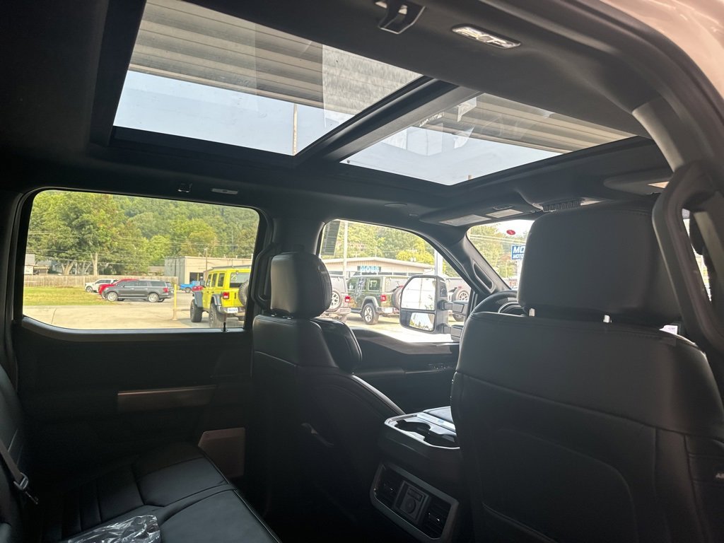 New 2026 Ford F250 Platinum image 24