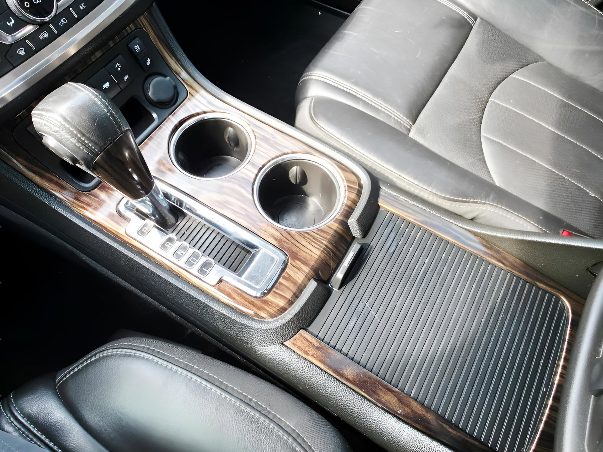 Used 2013 GMC Acadia Denali AWD/4WD image 38