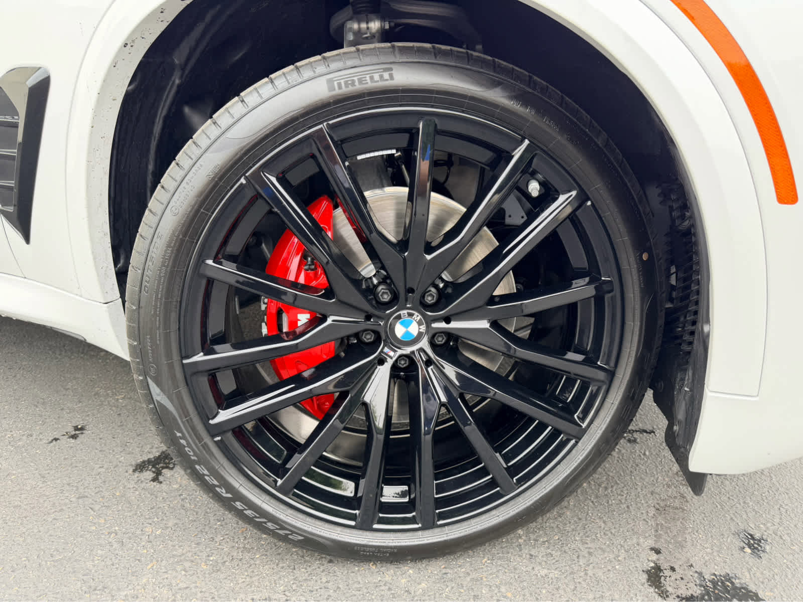 New 2026 BMW X5 xDrive40i w/ Executive Package image 9