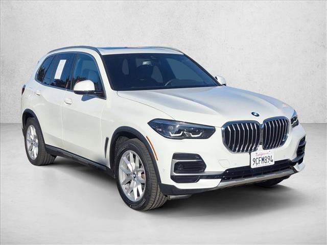 Used 2022 BMW X5 xDrive40i w/ Parking Assistance Package image 4