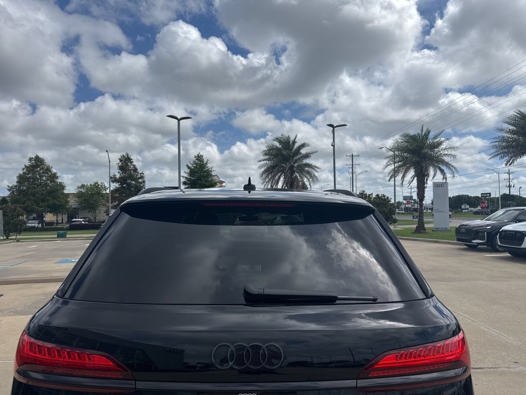 Certified 2025 Audi Q7 3.0T Premium Plus w/ Premium Plus Package AWD/4WD image 3