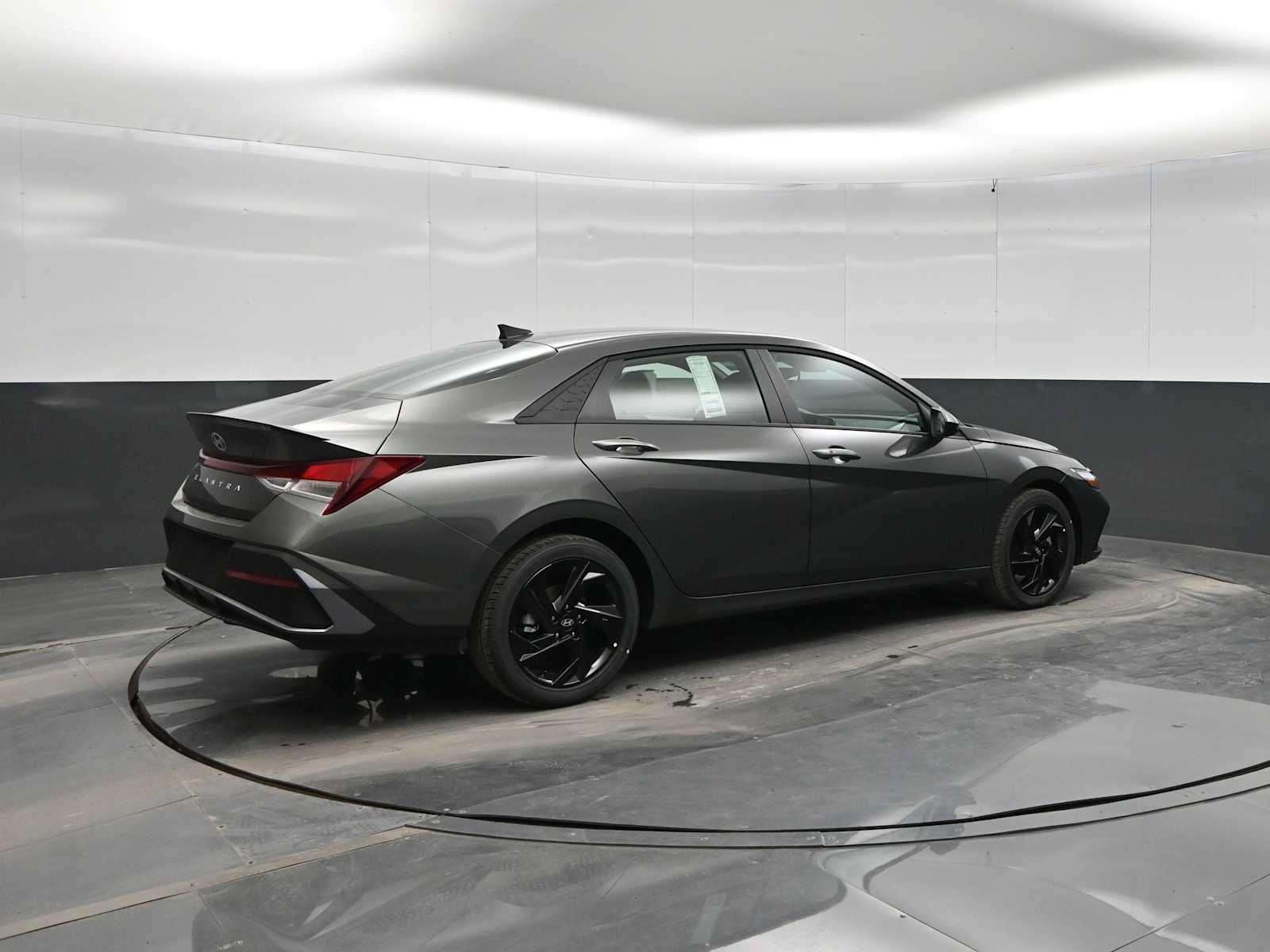 New 2026 Hyundai Elantra Sport FWD image 7