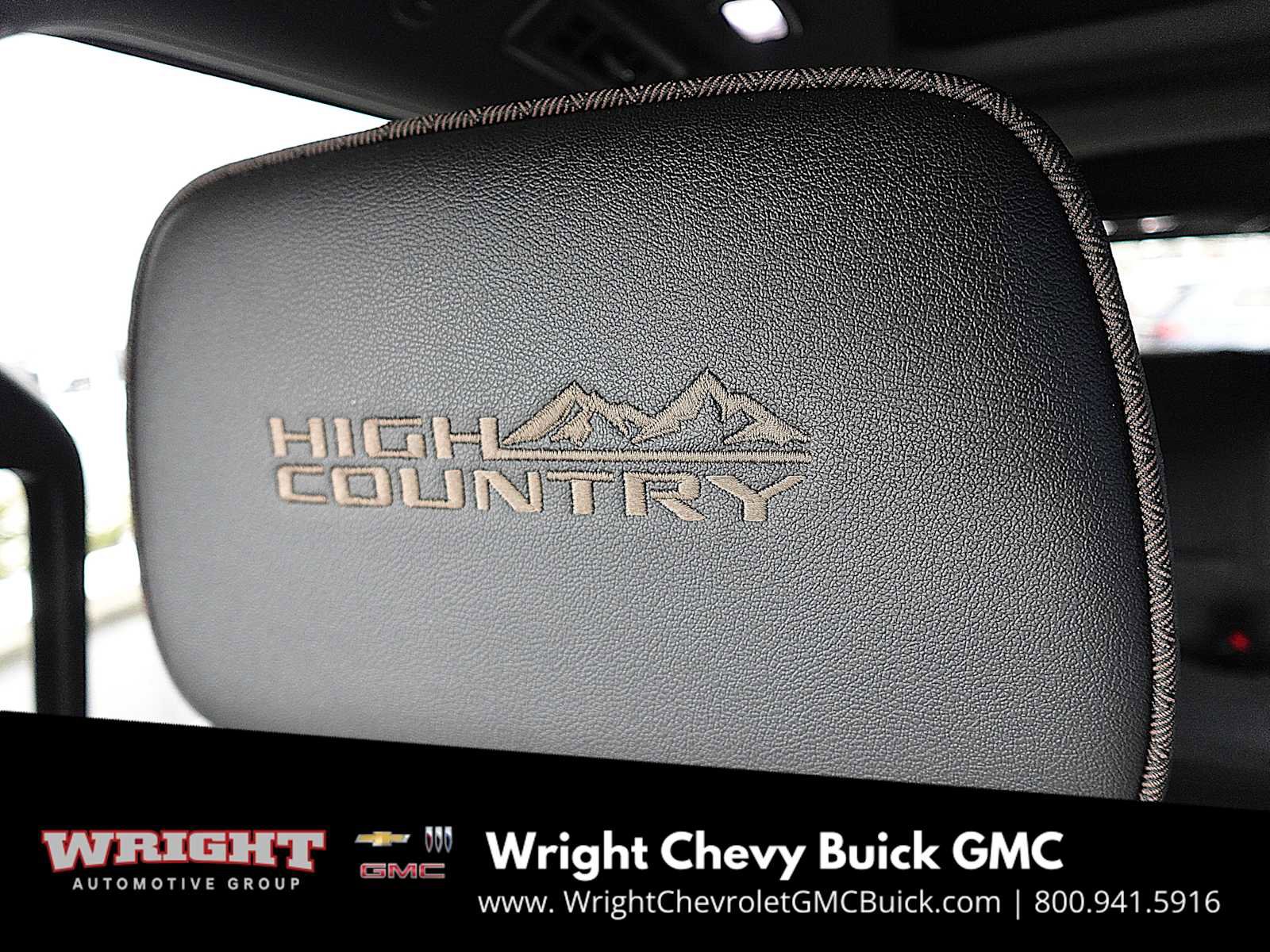 Used 2023 Chevrolet Tahoe High Country w/ Premium Package image 13