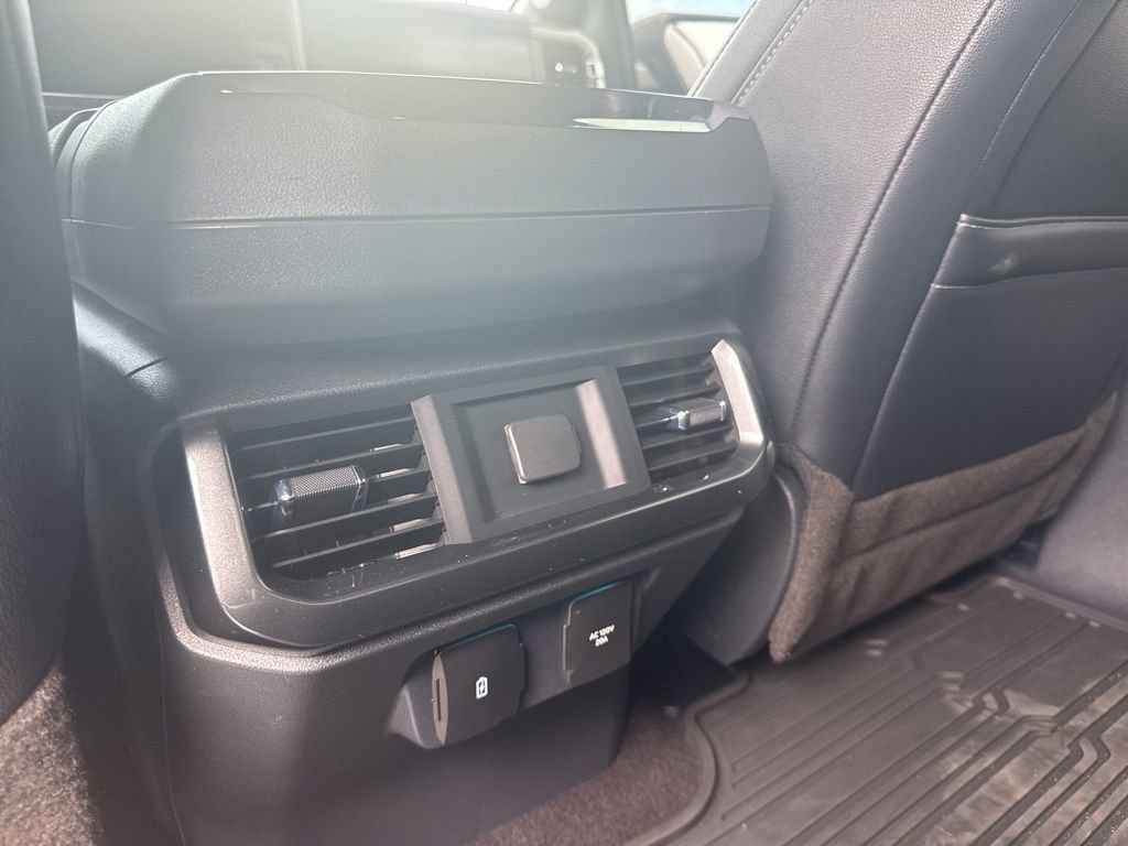 Used 2022 Ford F150 Lariat AWD/4WD image 14