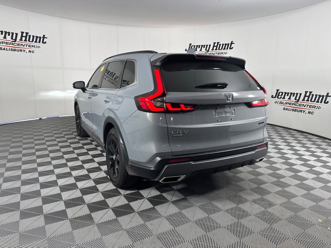 Used 2025 Honda CR-V Sport image 11