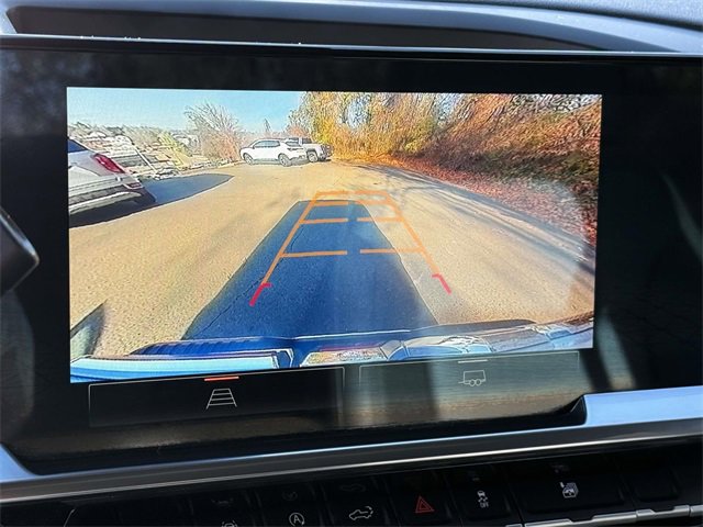 Certified 2025 GMC Sierra 1500 SLT image 14