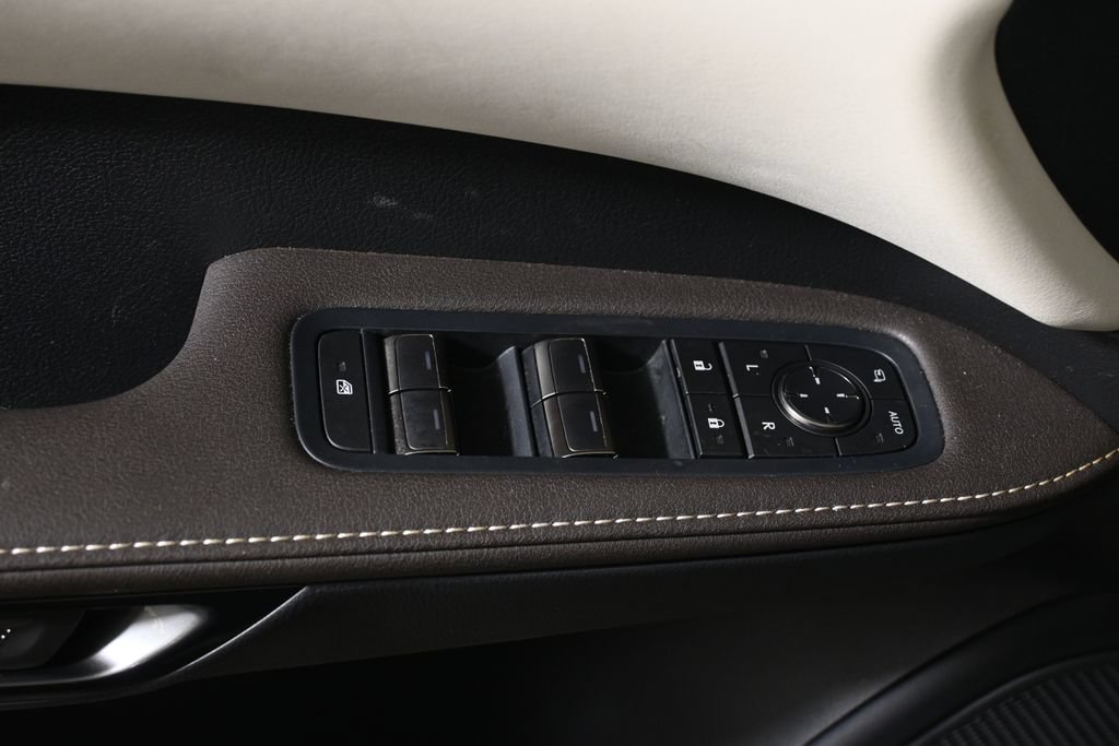 Used 2024 Lexus RX 350 AWD w/ Convenience Package image 30