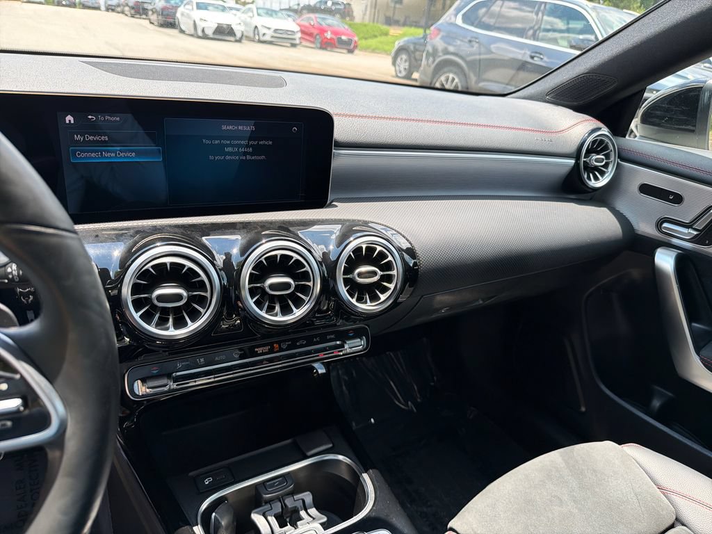 Used 2020 Mercedes-Benz CLA 250 image 29