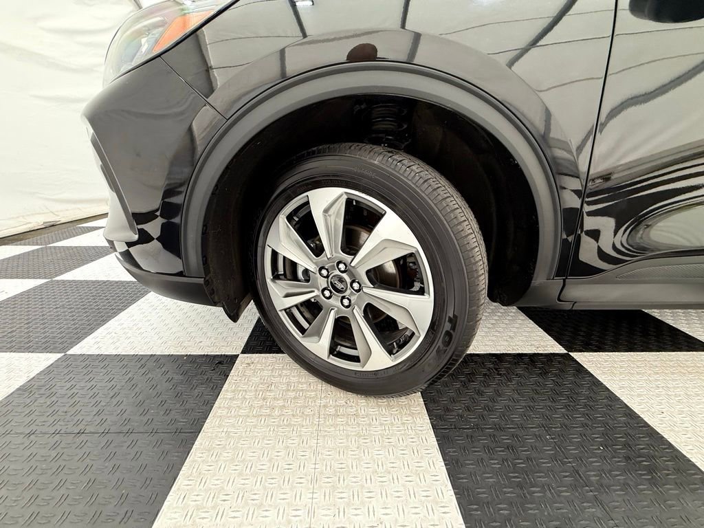 Certified 2024 Ford Escape Platinum image 10