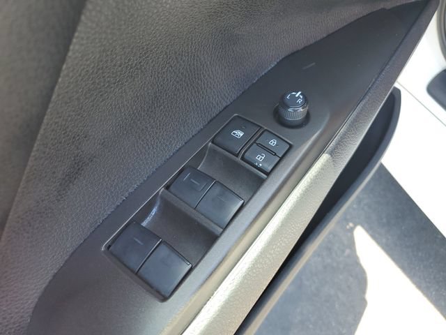 Used 2024 Toyota Camry SE FWD image 19