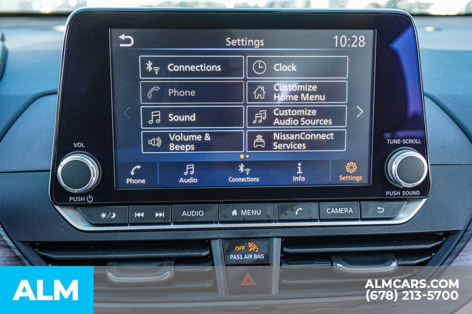 Used 2025 Nissan Altima 2.5 SV FWD image 33