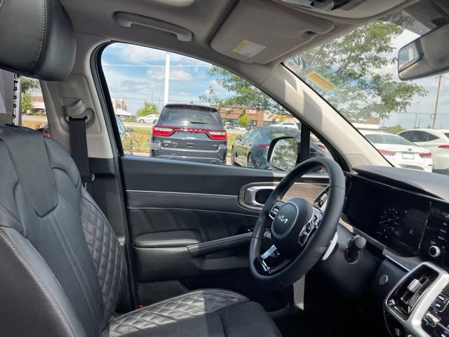 Certified 2022 Kia Sorento SX Prestige AWD/4WD image 38