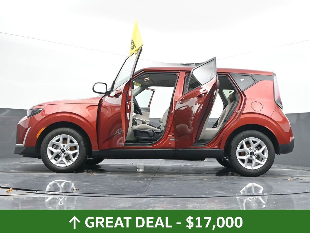 Used 2025 Kia Soul LX w/ LX Technology Package image 75