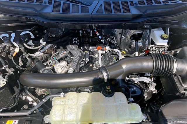 Used 2025 Ford F150 Lariat w/ Equipment Group 502A High AWD/4WD image 9
