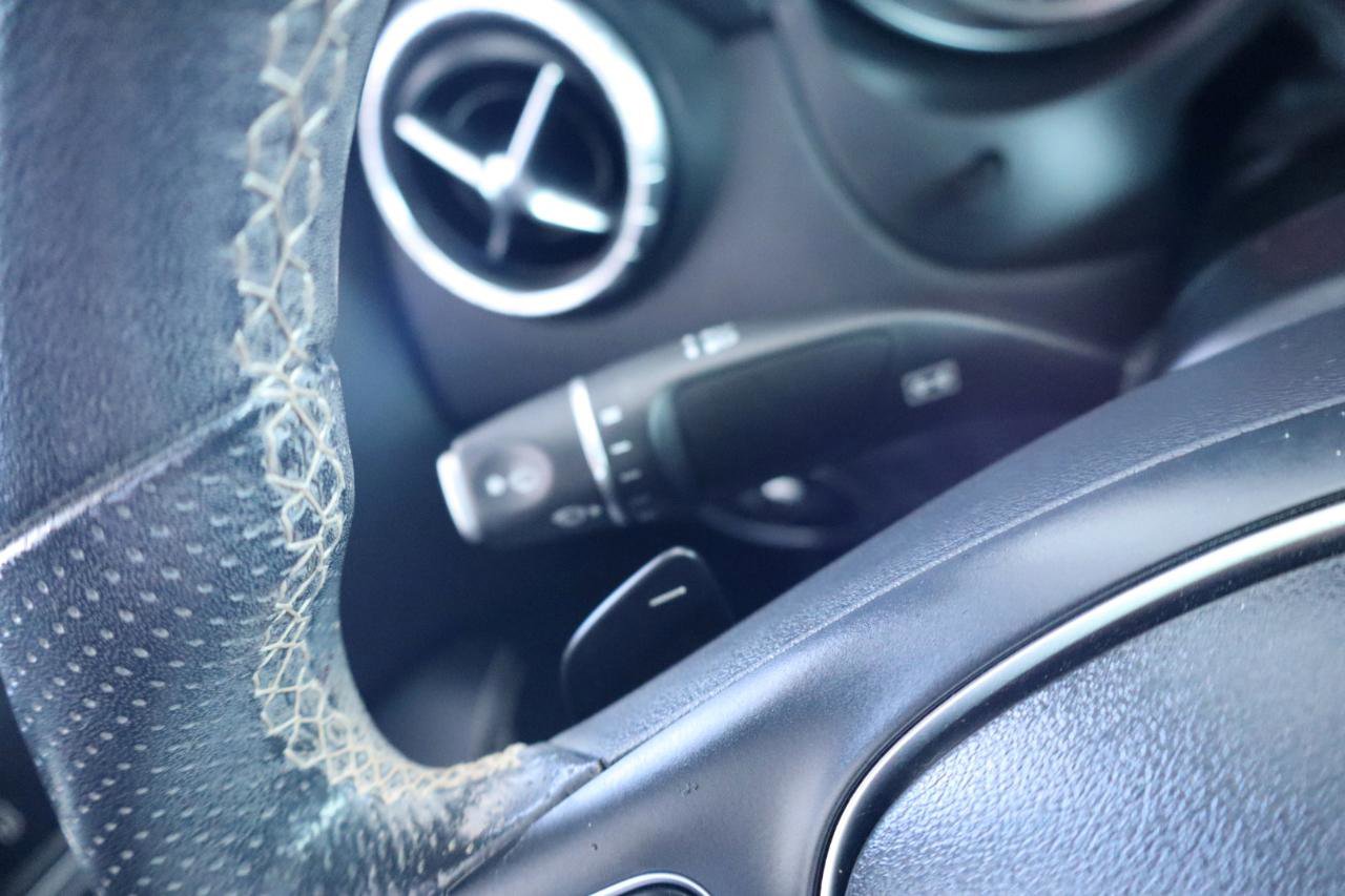 Used 2018 Mercedes-Benz CLA 250 4MATIC image 25