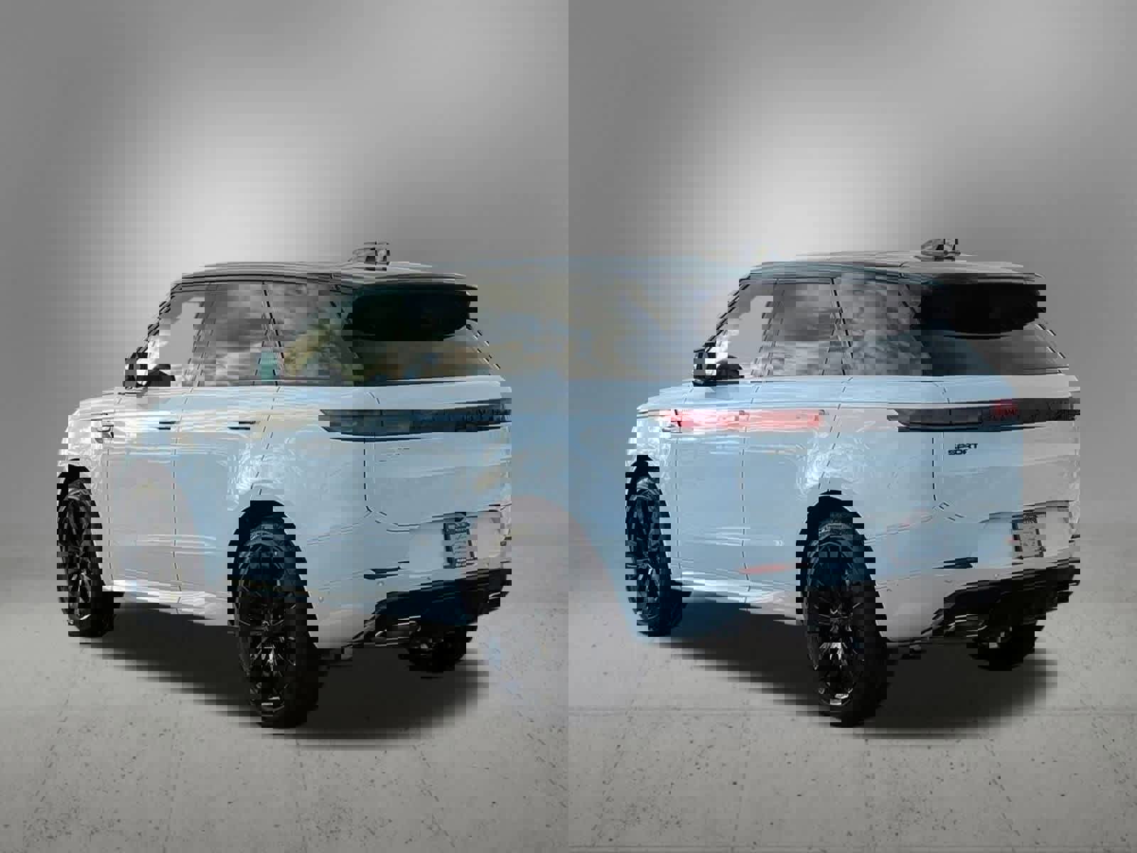 New 2026 Land Rover Range Rover Sport Dynamic SE image 4