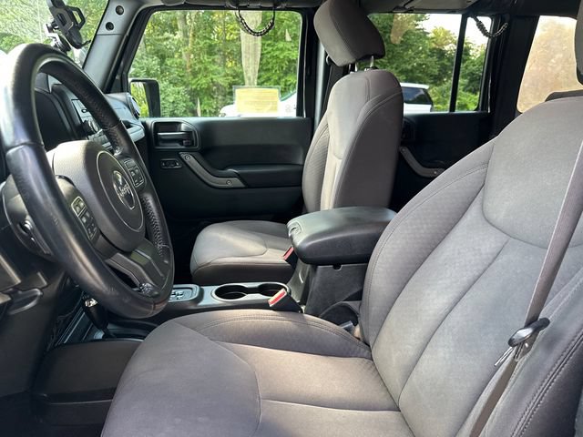 Used 2017 Jeep Wrangler Unlimited Sport w/ Quick Order Package 24S AWD/4WD image 31