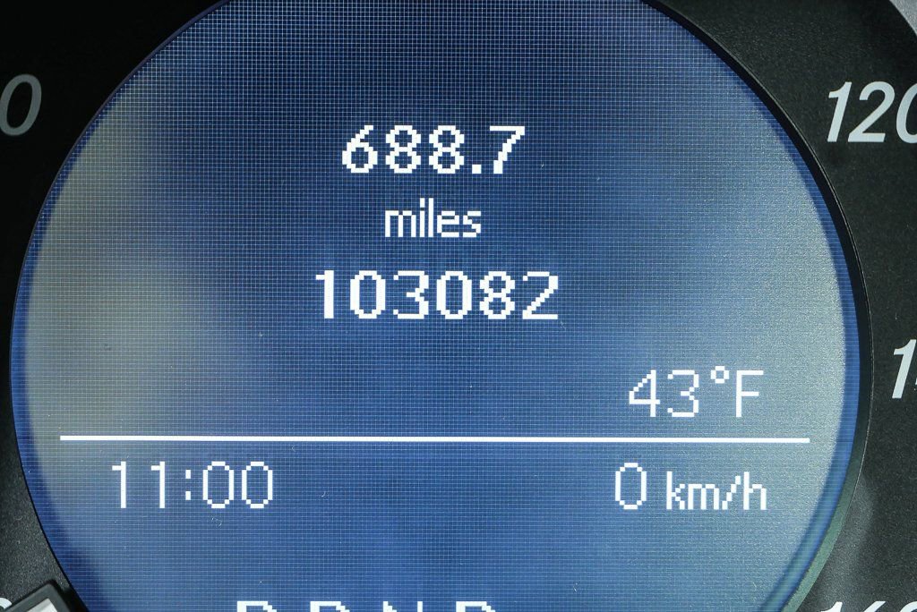 Used 2011 Mercedes-Benz C 300 Sedan image 8