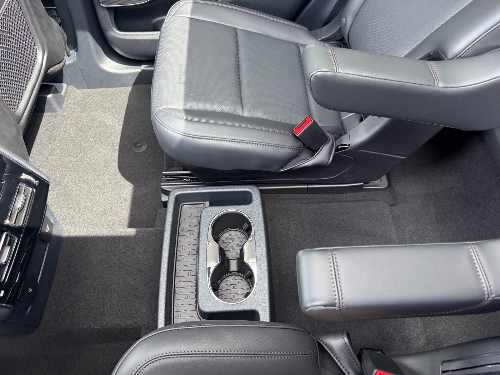 New 2026 Lincoln Aviator AWD image 21