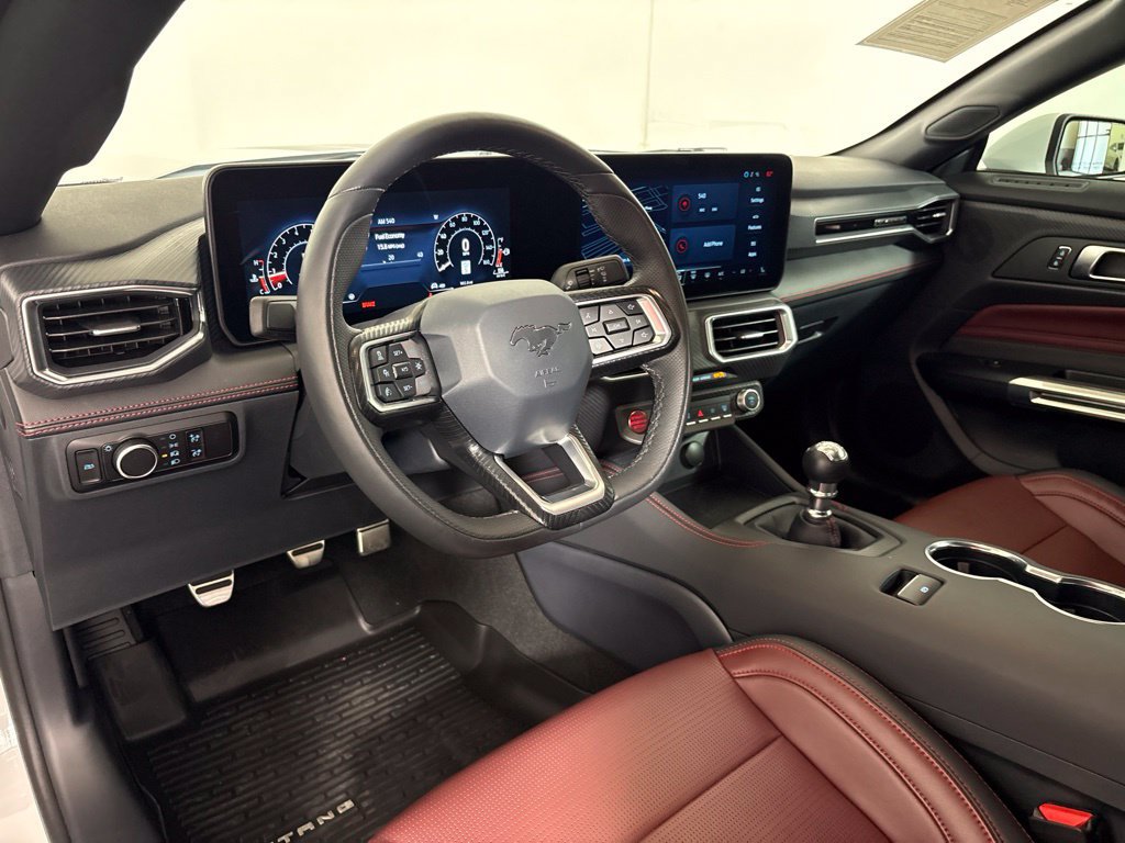 Used 2025 Ford Mustang GT Premium RWD image 23