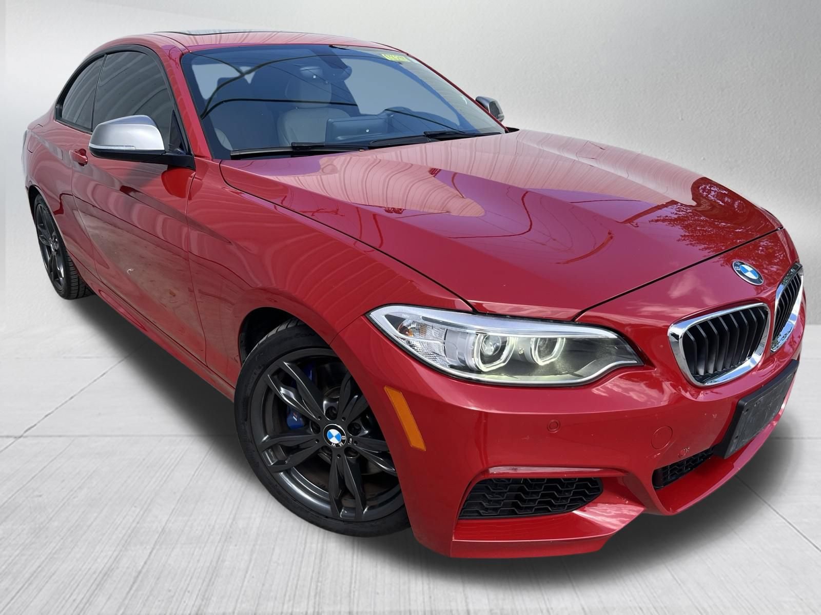 Used 2016 BMW M235i Coupe RWD image 3