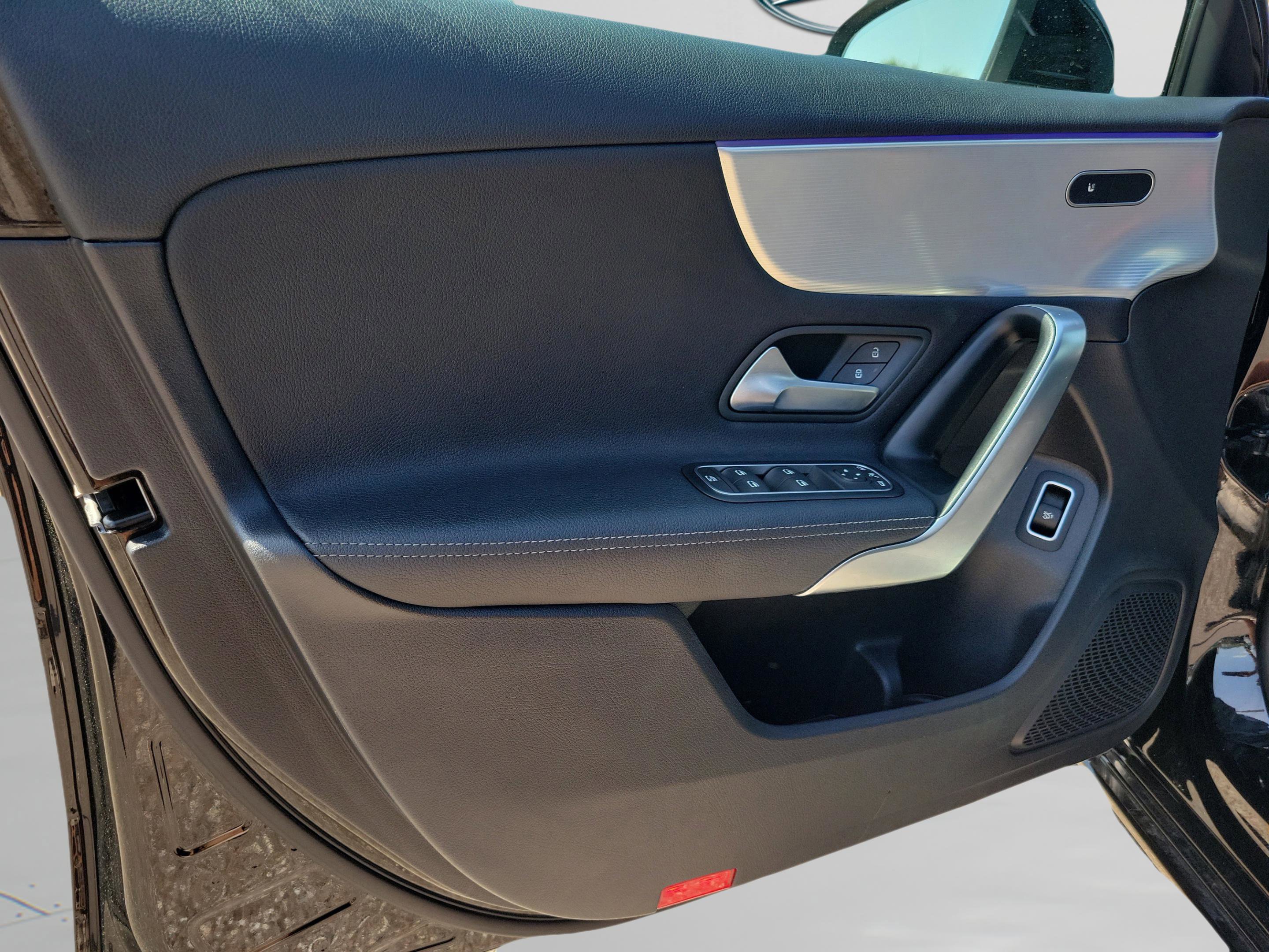 Certified 2022 Mercedes-Benz A 220 image 16