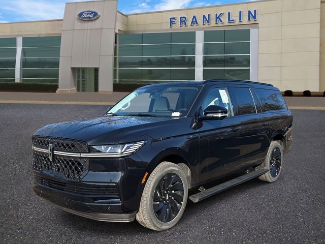 New 2026 Lincoln Navigator L Reserve w/ Jet Appearance Package image 3