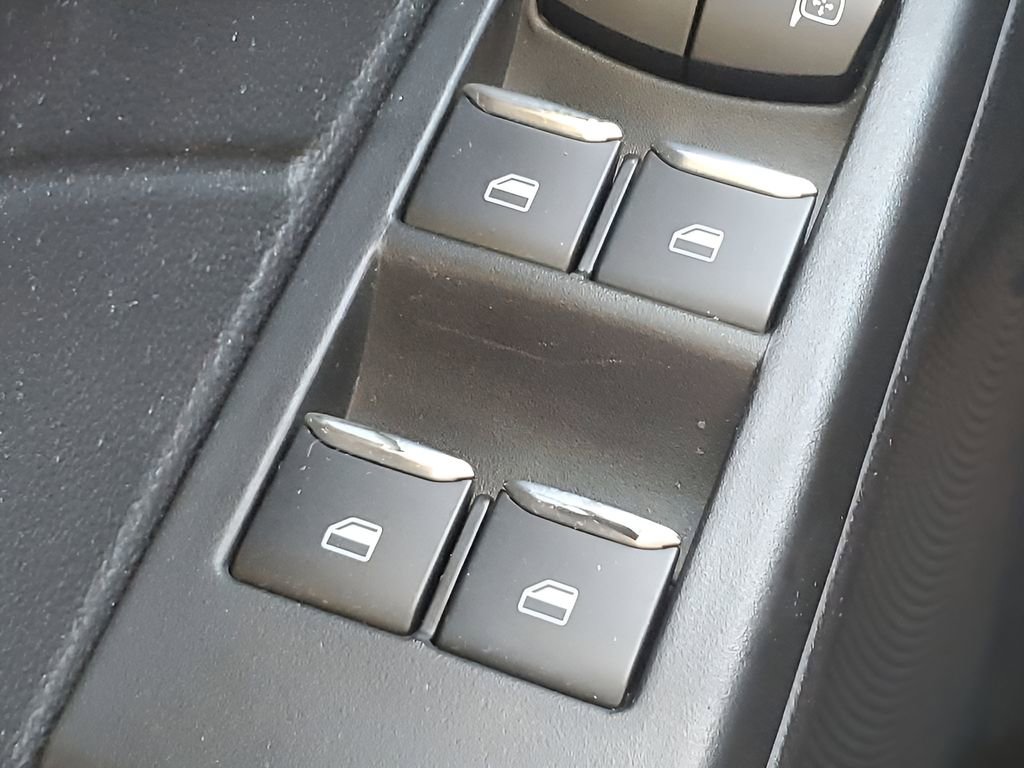 Used 2022 Ford Escape S image 31