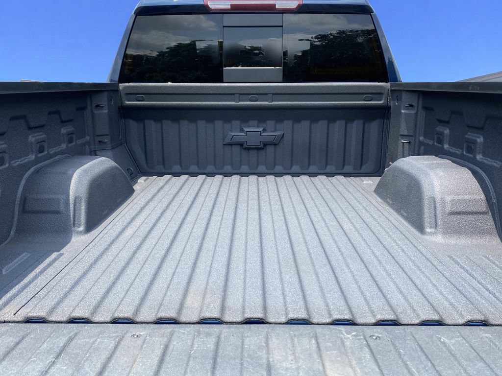 Used 2022 Chevrolet Silverado 1500 LTZ AWD/4WD image 32