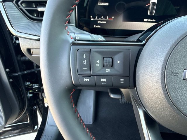 New 2027 Nissan Kicks SR FWD image 25