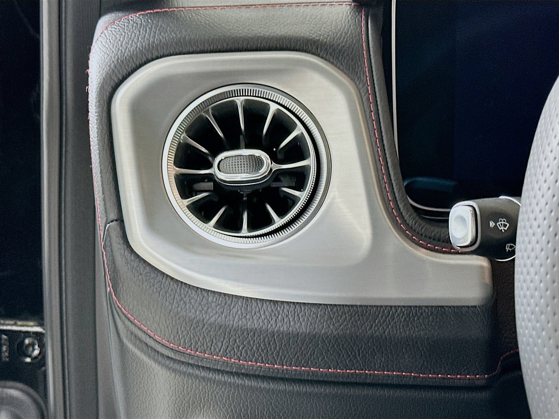 Certified 2025 Mercedes-Benz G 63 AMG 4MATIC image 11