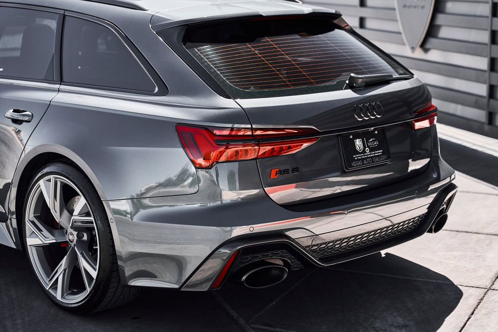 Used 2022 Audi RS 6 image 12