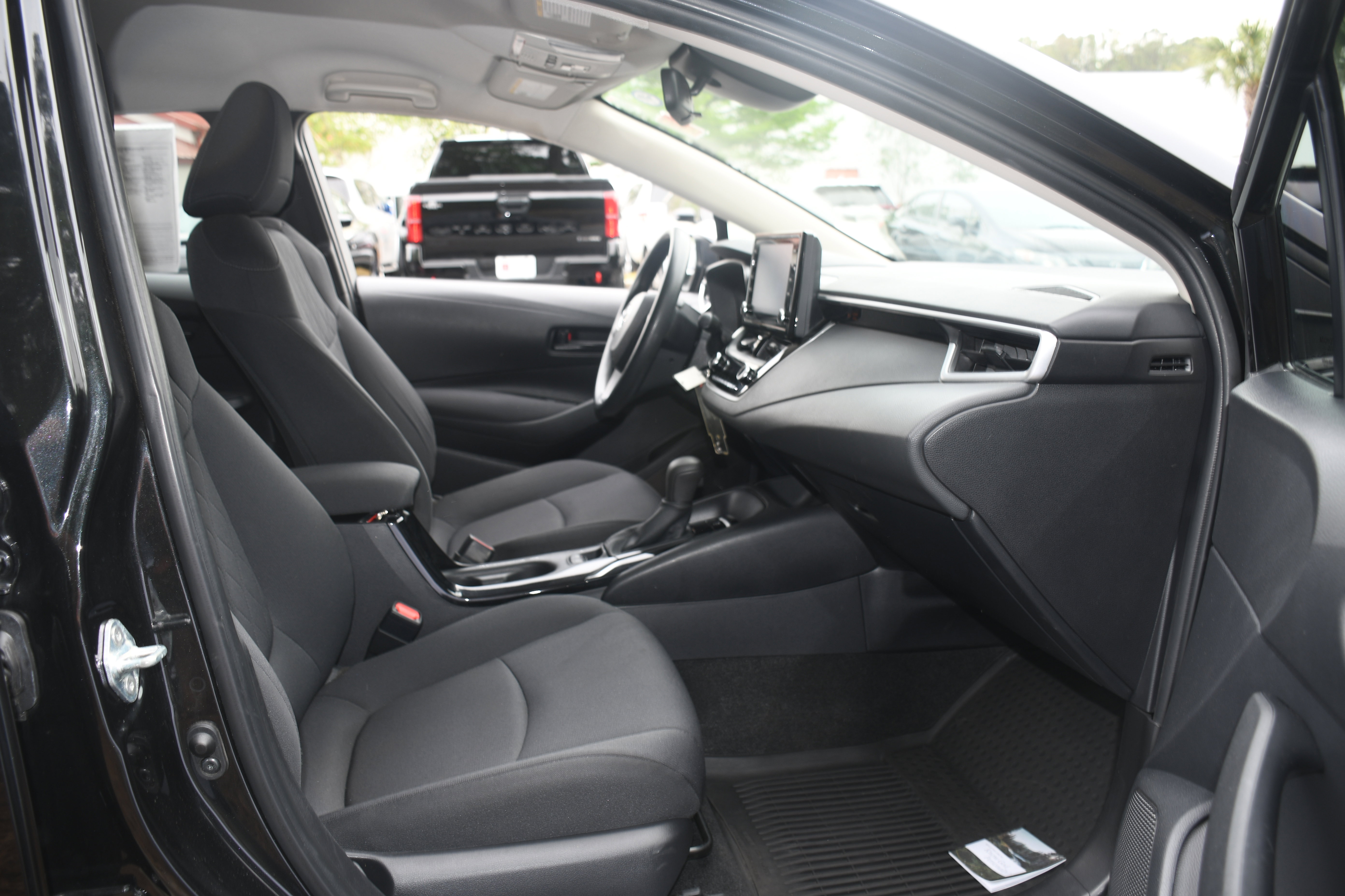 Certified 2022 Toyota Corolla LE FWD image 19