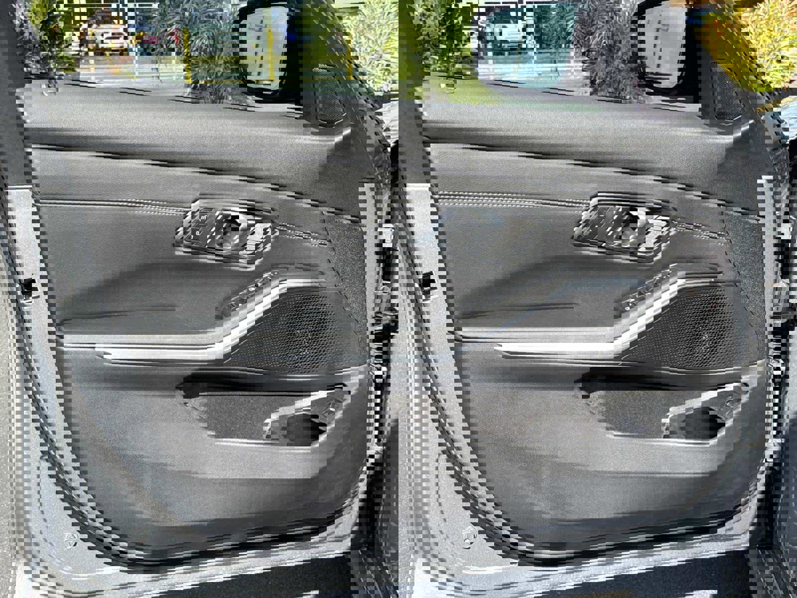 Certified 2025 BMW 330i 330i w/ M Sport Package image 17