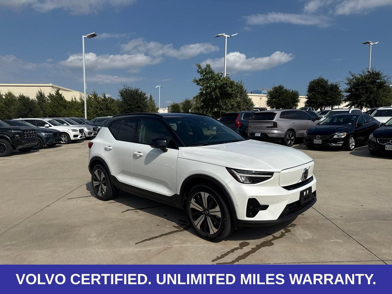 Certified 2023 Volvo XC40 Recharge Plus AWD/4WD image 1