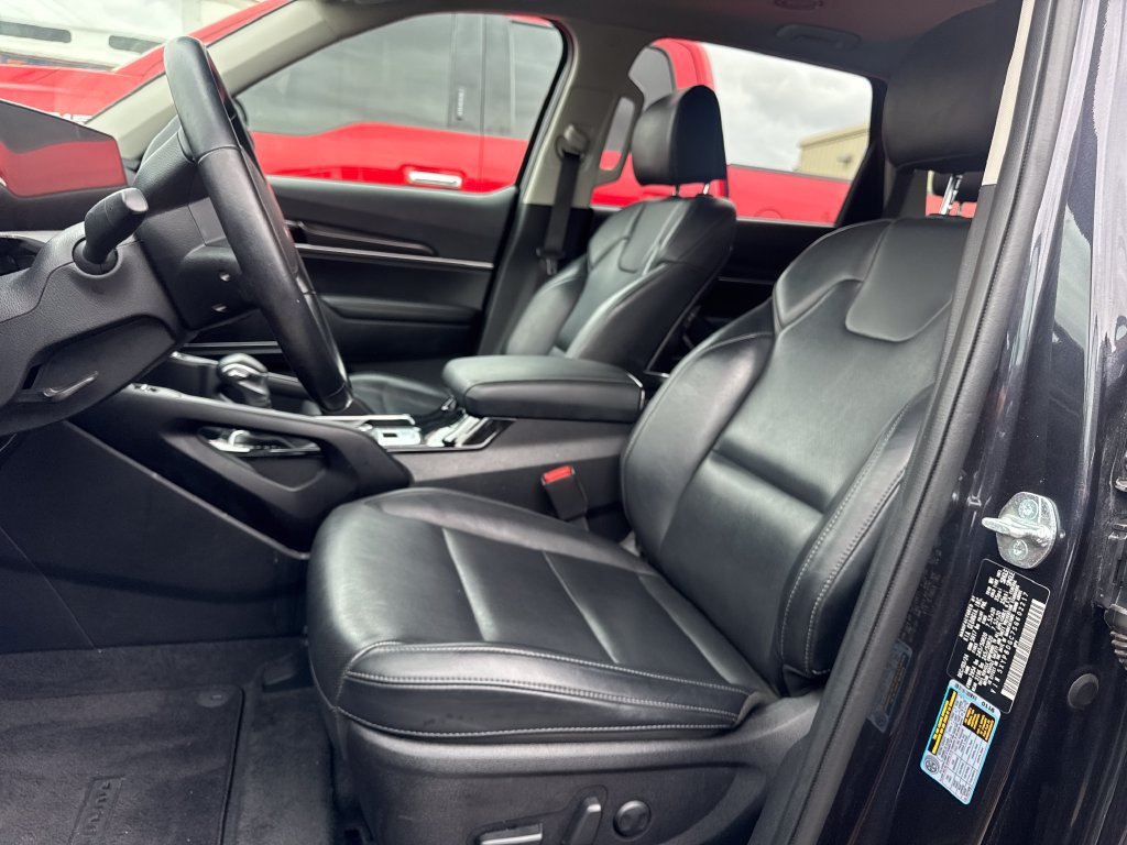 Used 2025 Kia Telluride S AWD/4WD image 12