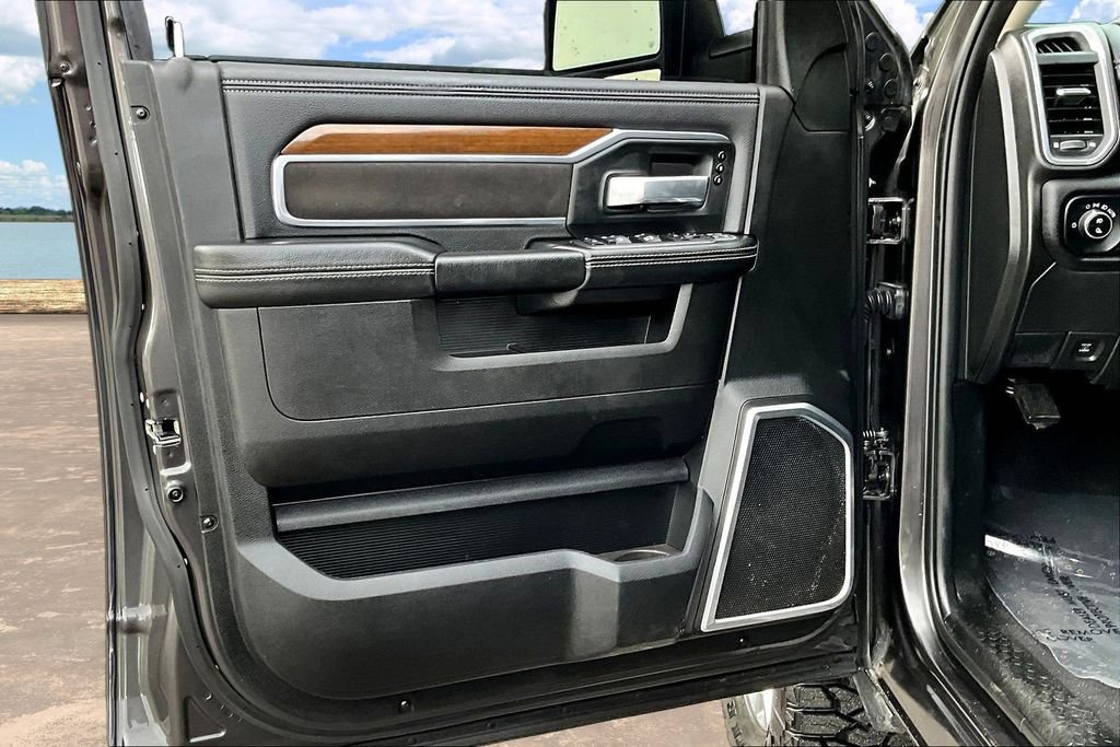 Used 2024 RAM 2500 Laramie AWD/4WD image 23