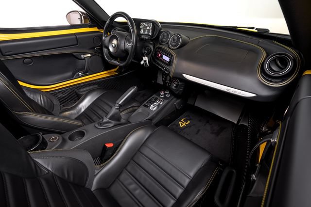 Used 2016 Alfa Romeo 4C Spider w/ Spider Track Package 4 RWD image 40